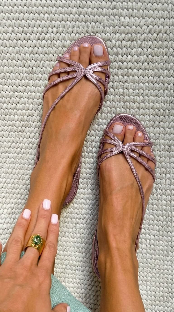 Ilaria | Golden Sandals Summer Elegance