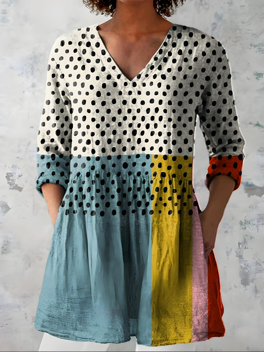 Raelene | Long Blouse with V-Neck