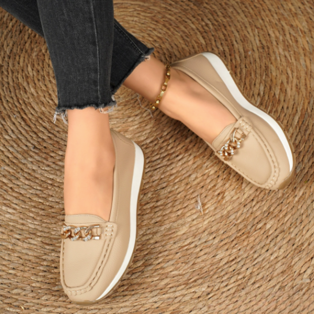 Carrie | Diamond Buckle Loafers