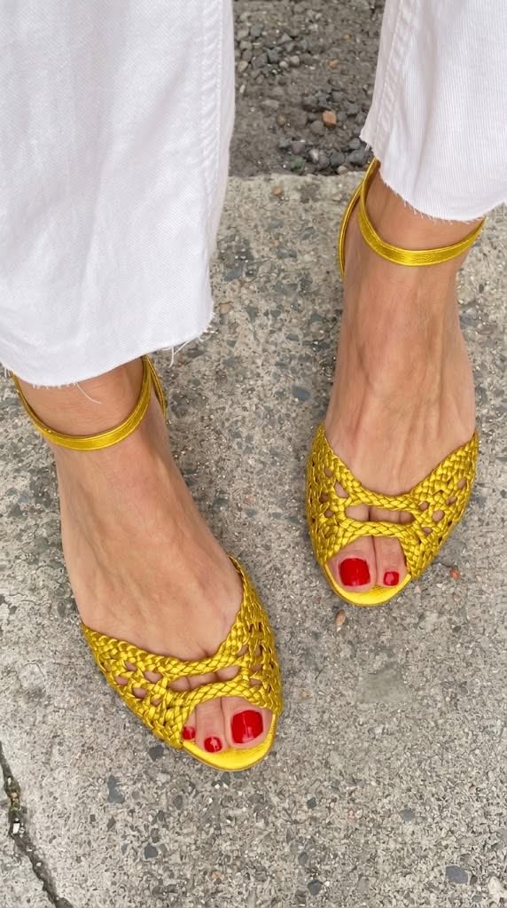 Blythe | Woven Gold Sandals