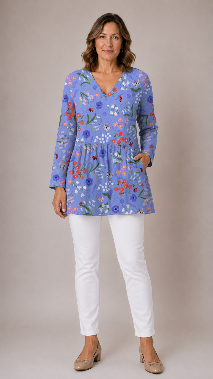 Judith | Long Blouse with V-Neck