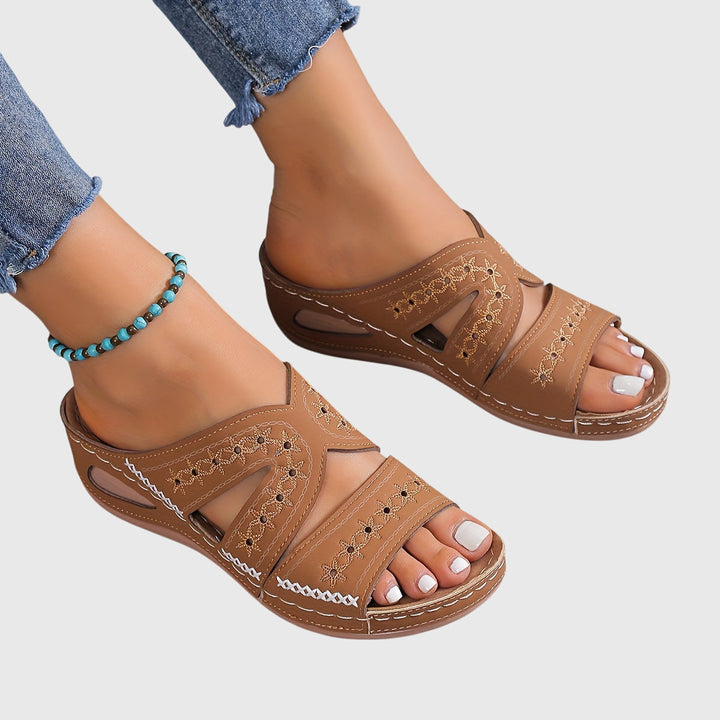 Kendra | Lightweight Orthopaedic Sandals