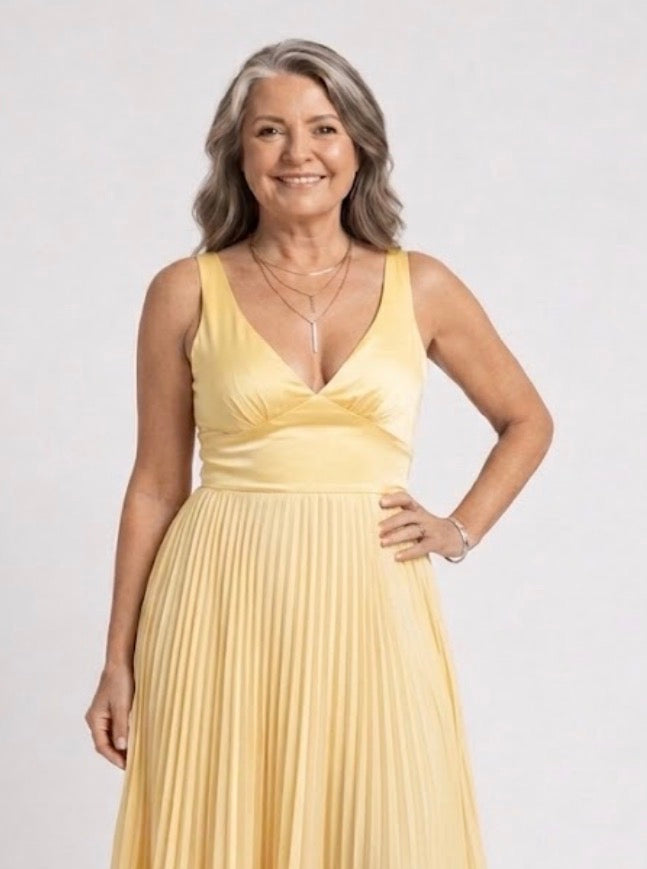Ellen | Pleated V-Neck Maxi Dress