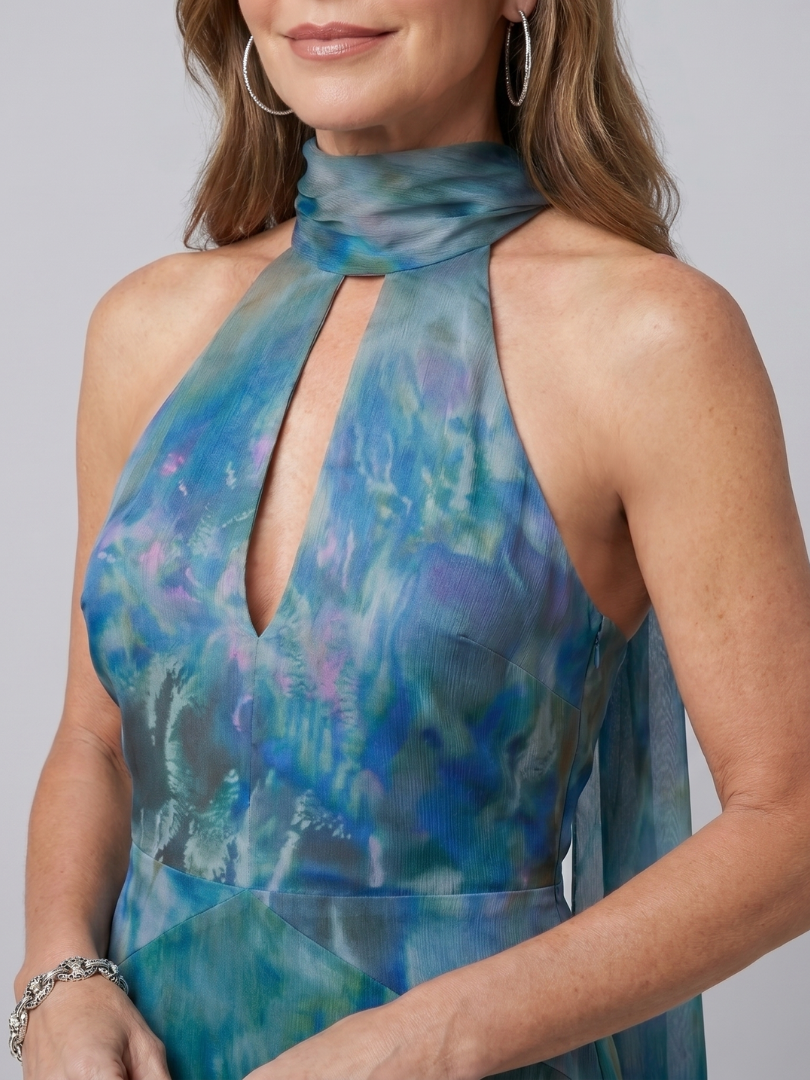 Zora | Keyhole Halter Sleeveless Maxi Dress