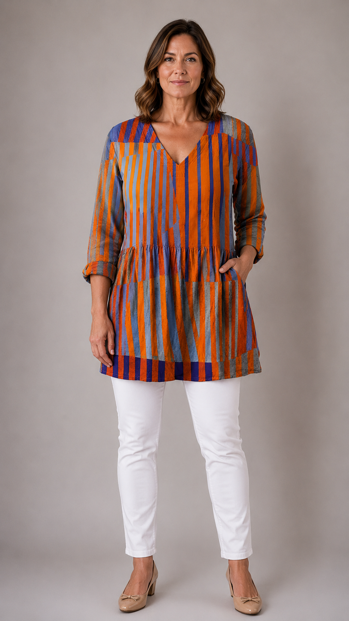 Tracey | Long Blouse with V-Neck