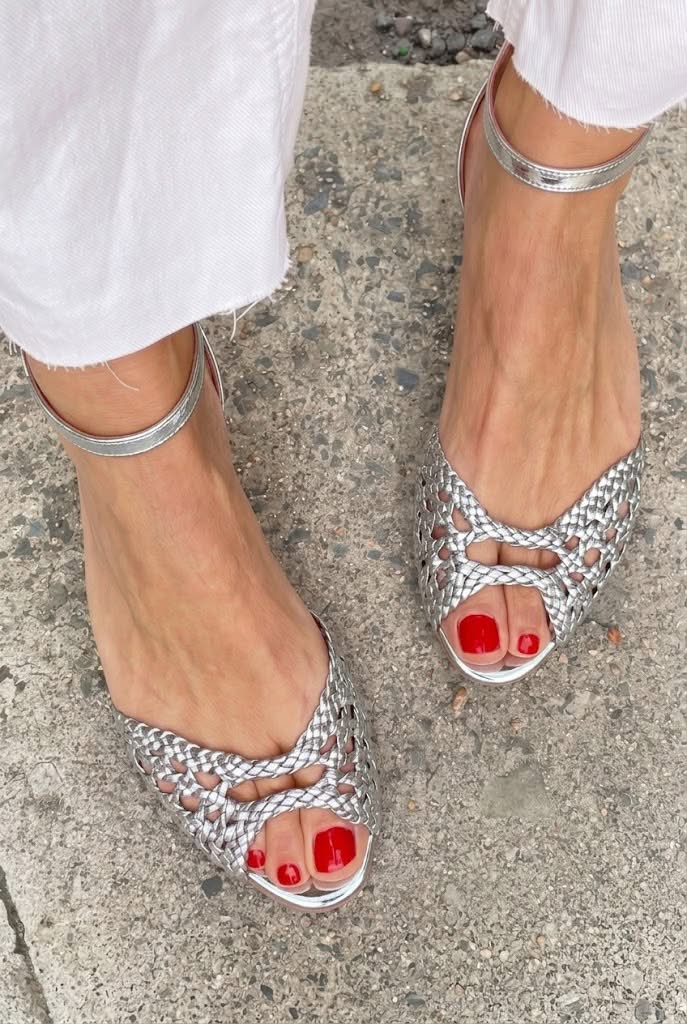 Blythe | Woven Gold Sandals