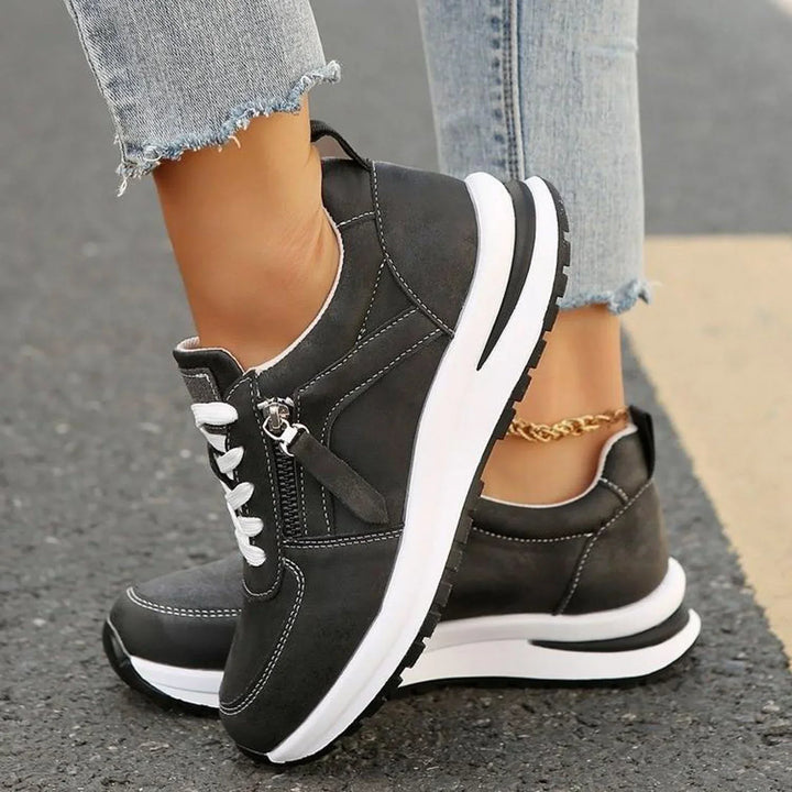 Honour | Orthopaedic Sneaker