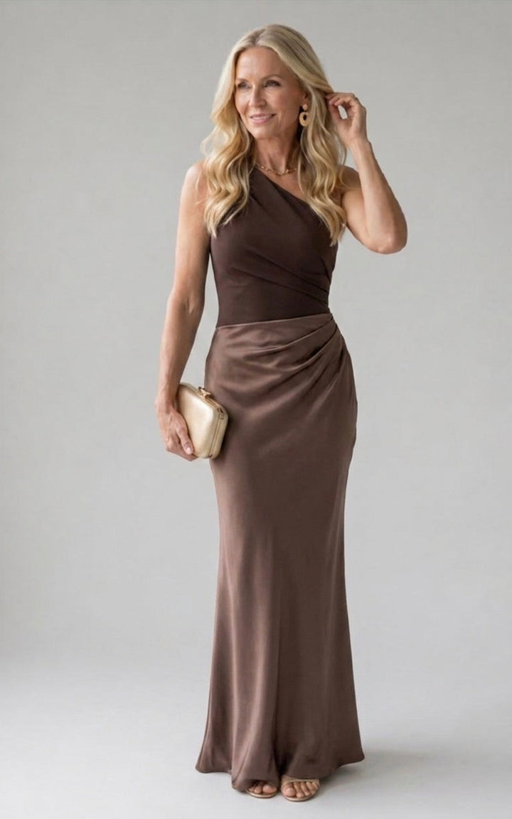 Charlotte | Maxi Dress with a Guilt in Satin