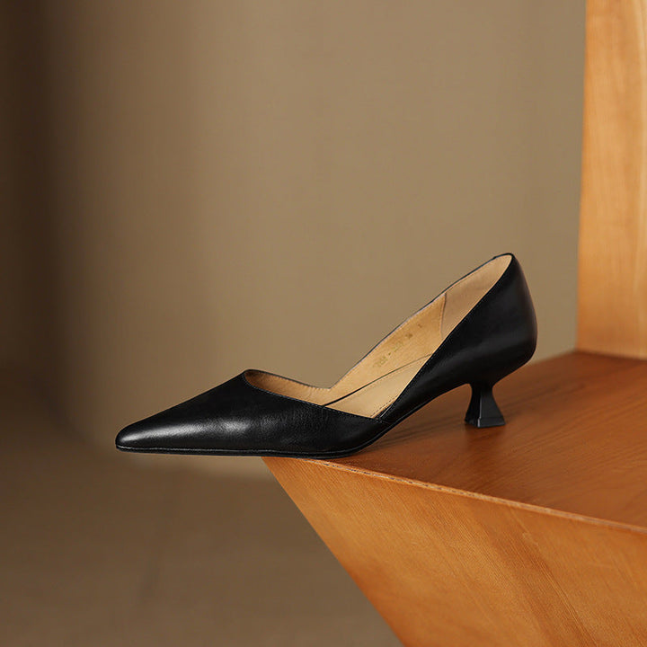 Daria | Leather Kitten Heels