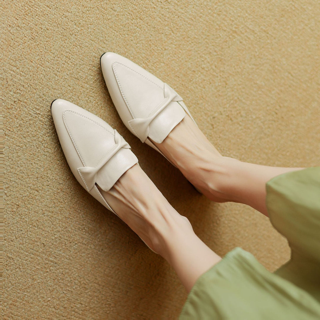 Isaure | Pointed Leather Mules