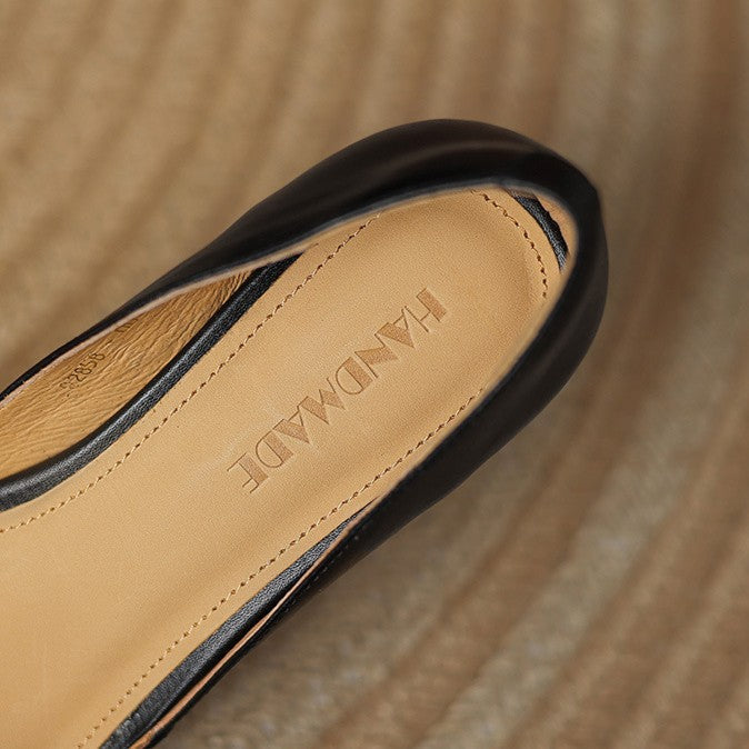 Daria | Leather Kitten Heels