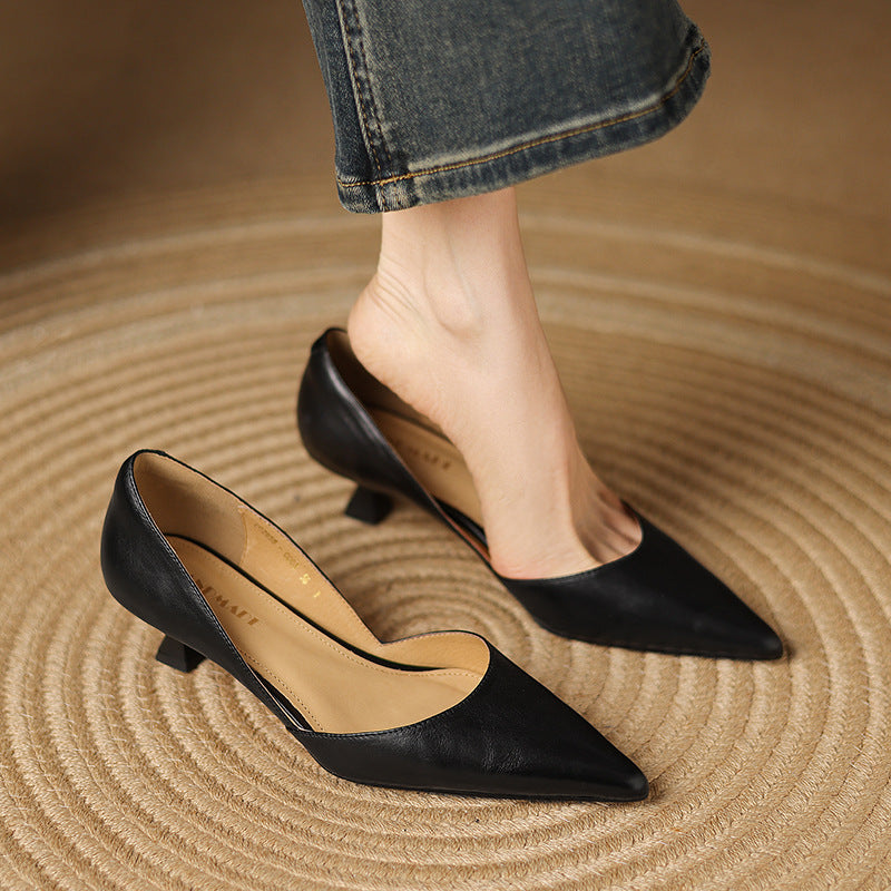 Daria | Leather Kitten Heels