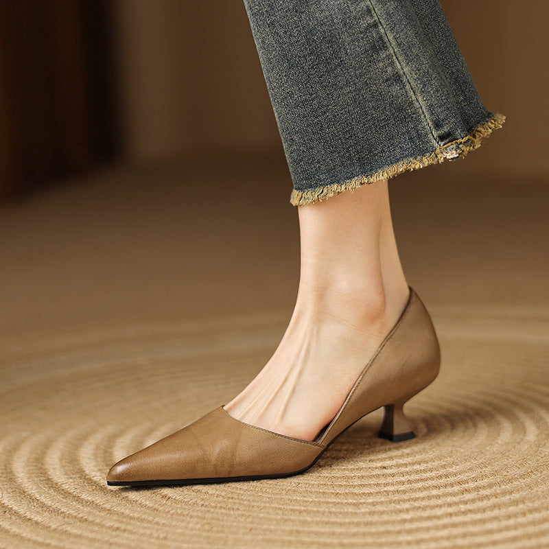Daria | Leather Kitten Heels