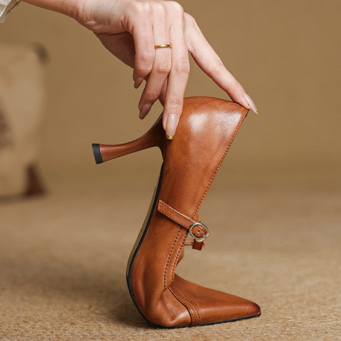 Elke | Leather T-strap Pumps