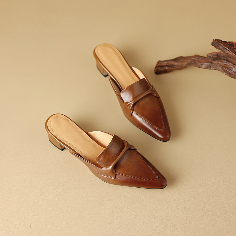 Isaure | Pointed Leather Mules