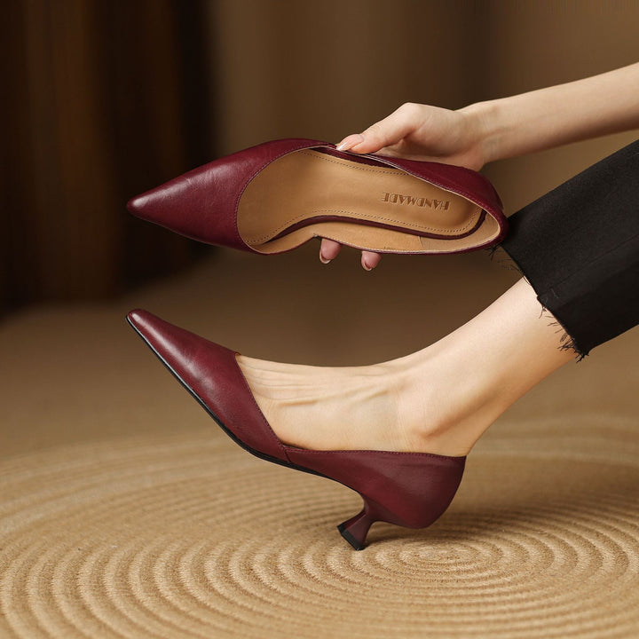Daria | Leather Kitten Heels