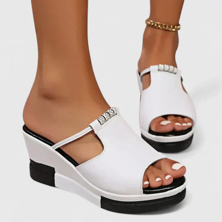 Cicely | Orthopaedic Sandals