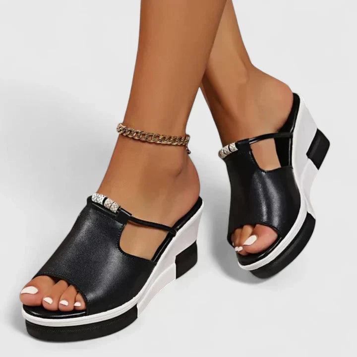 Cicely | Orthopaedic Sandals