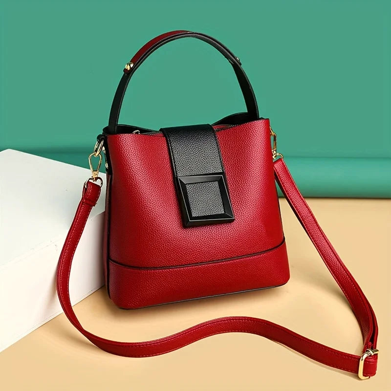 Damaris | Pebbled Arc Bag