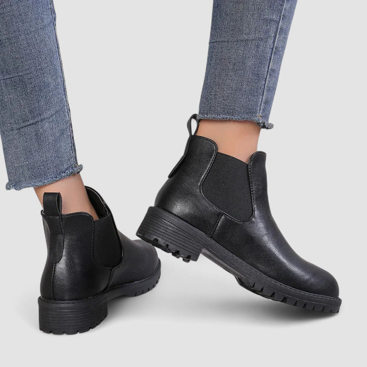 Ianthe | Orthopaedic Boots