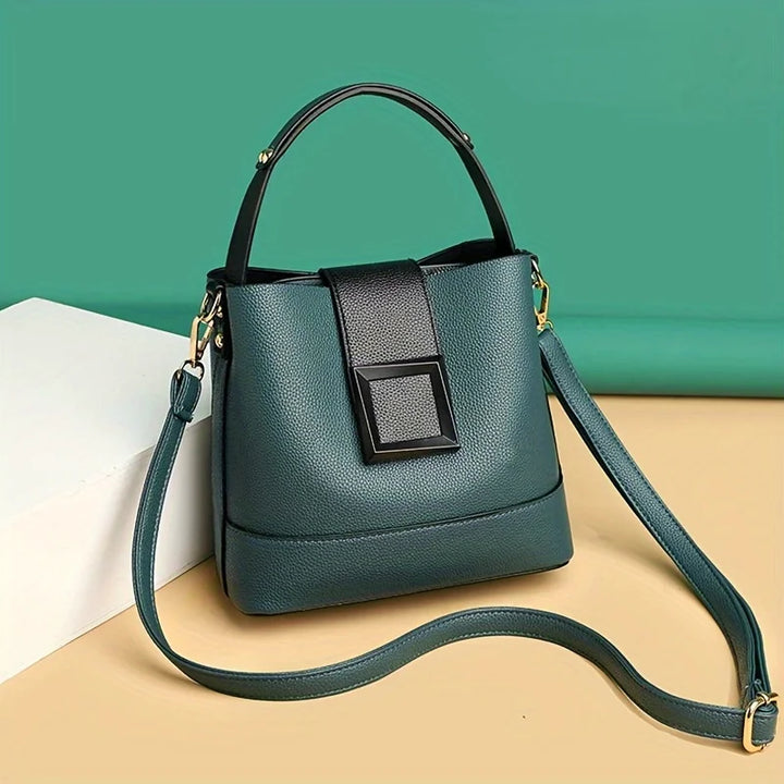 Damaris | Pebbled Arc Bag