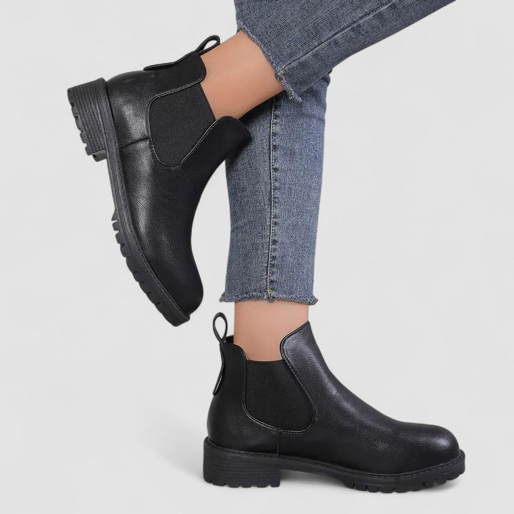 Ianthe | Orthopaedic Boots