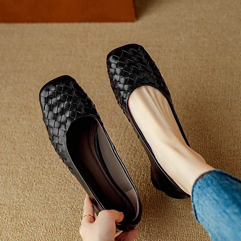 Tanith | Leather Flats