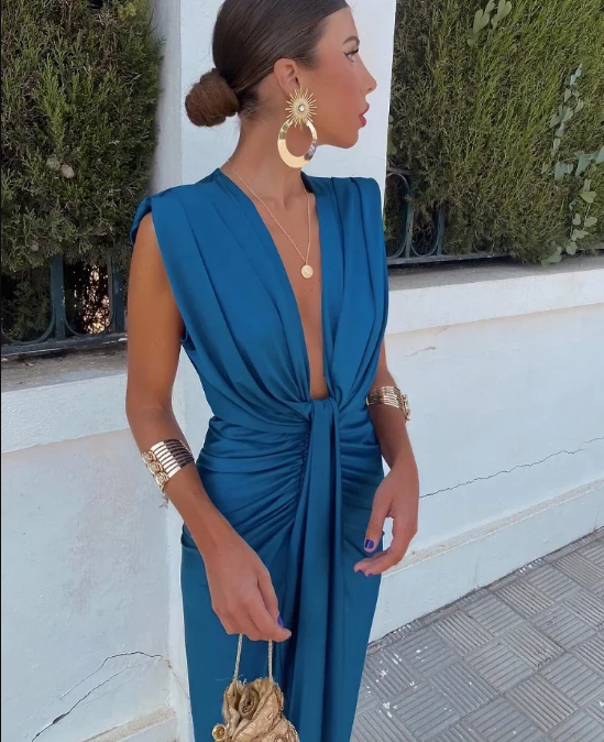 Ruth | Elegant Pleated Dress