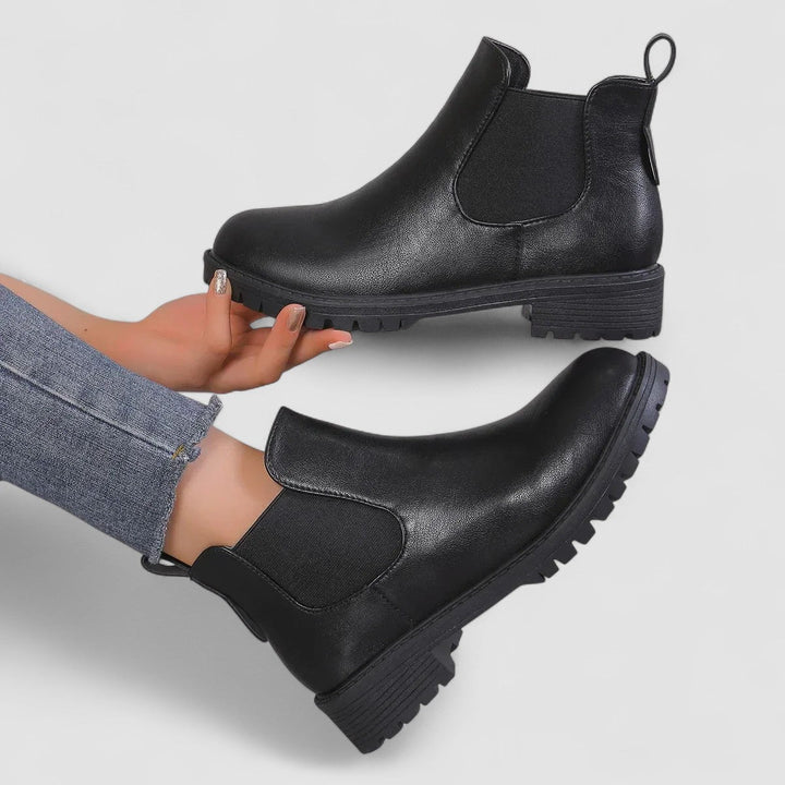 Ianthe | Orthopaedic Boots