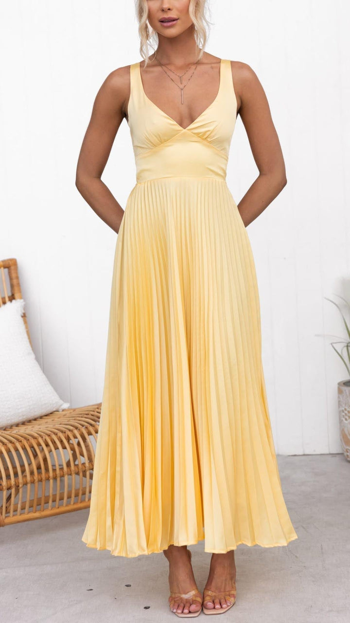 Ellen | Pleated V-Neck Maxi Dress