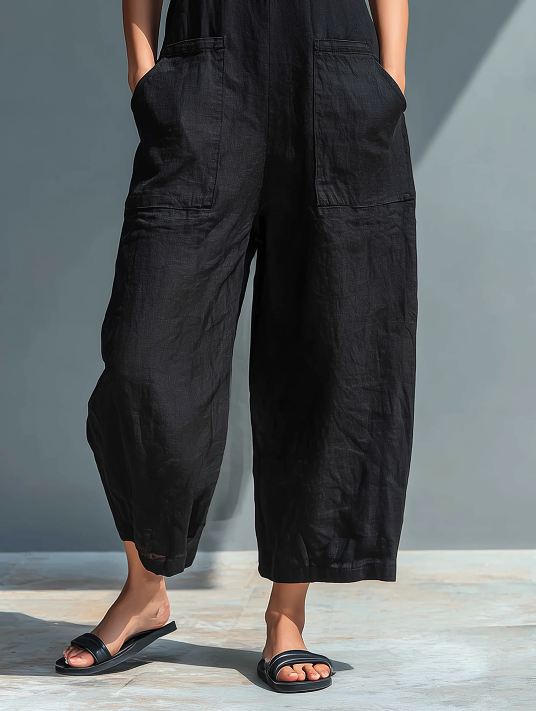 Mira | Minimalist Sleeveless Jumpsuit