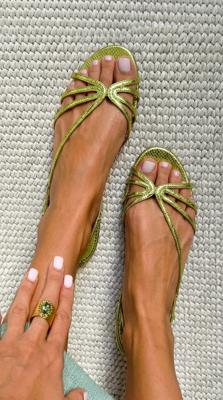Ilaria | Golden Sandals Summer Elegance