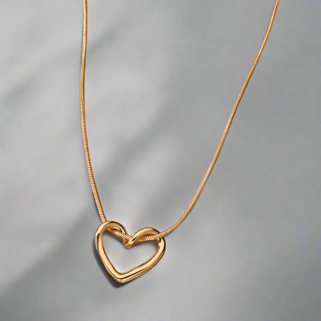 Benita | Open Heart Pendant