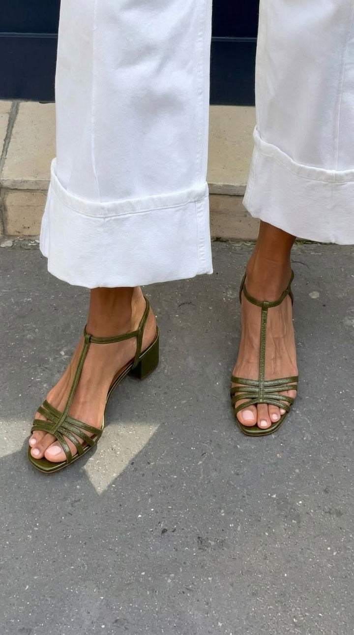 Paloma | Golden Sandals Everyday Elegance