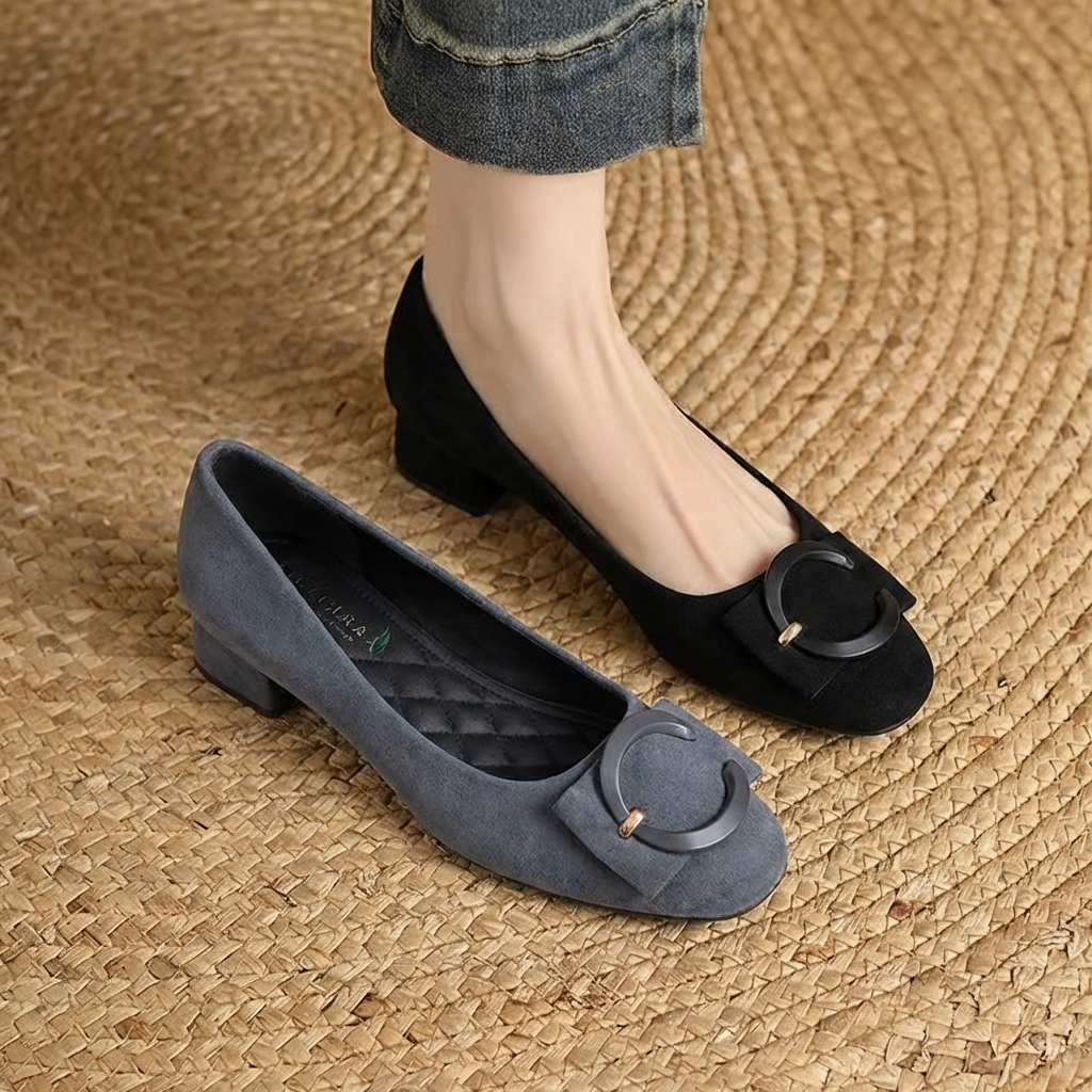 Flavia | Suede Flats