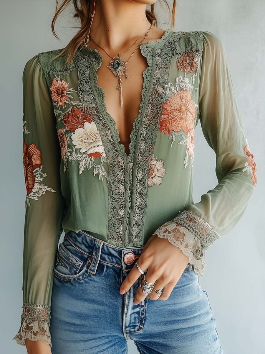 Evelina | Lace-Trim Floral Blouse