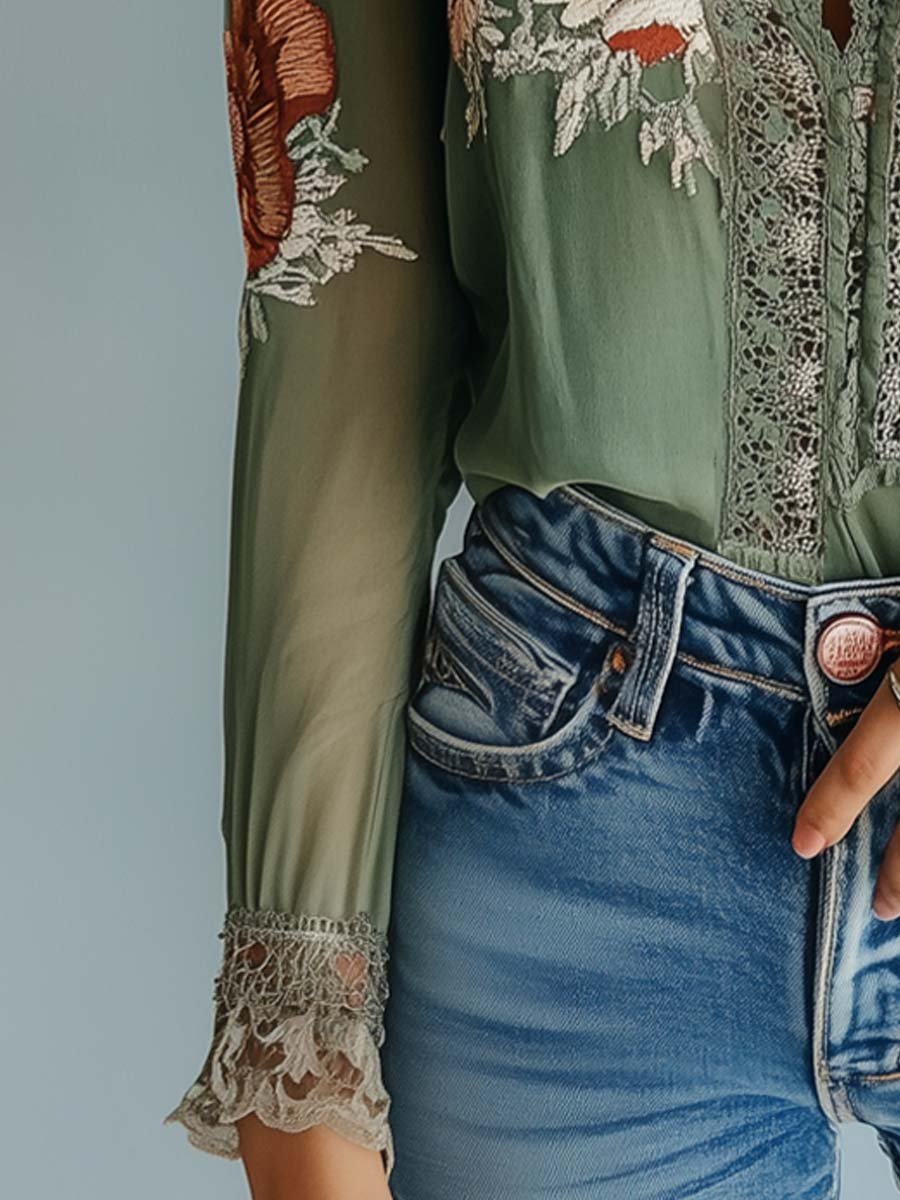 Evelina | Lace-Trim Floral Blouse